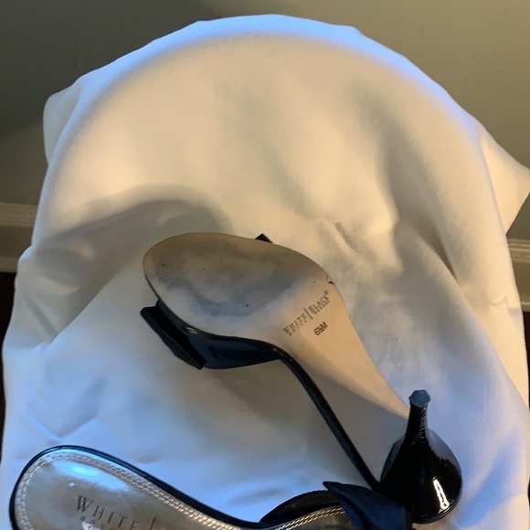 White House Black Market heels and wallet - Picture 3 of 8